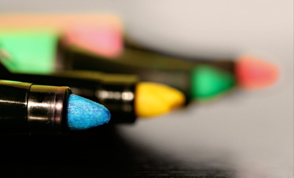 color coding multicolor highlighters