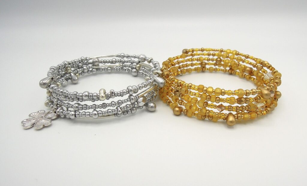 jewellery, bracelet, beads, gold, silver, fashion, brilliance, glamour, gold color, silver color, bead, bracelet, bracelet, bracelet, bracelet, bracelet, beads, beads