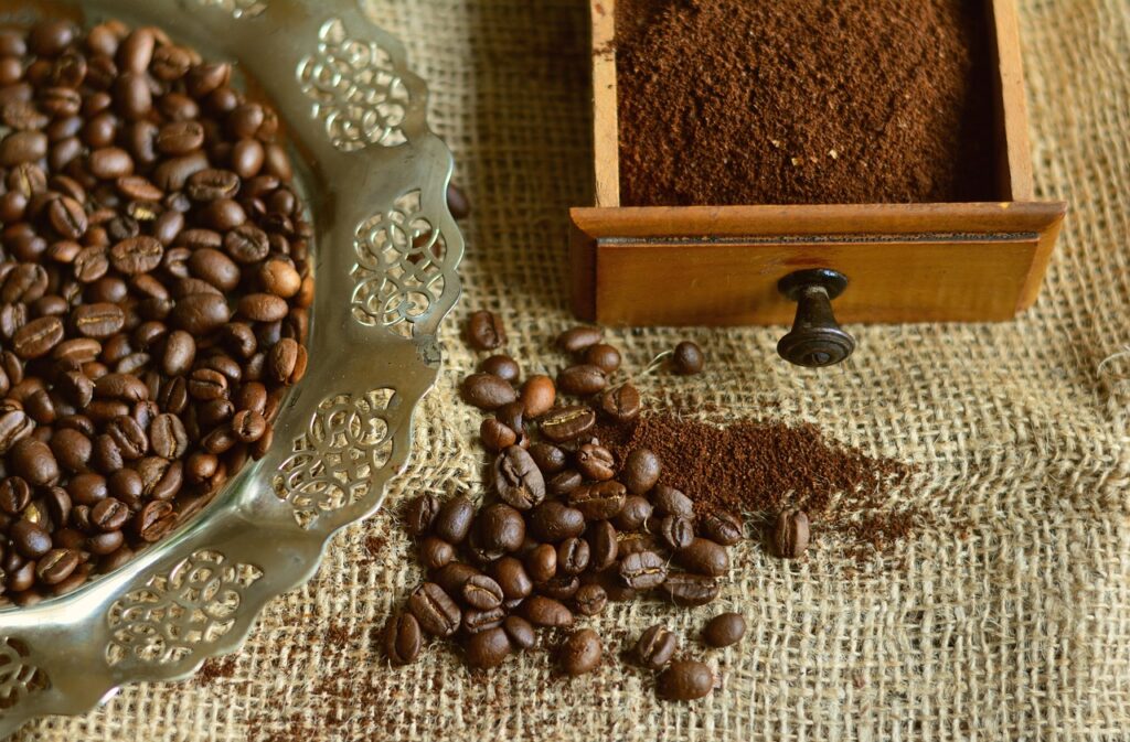 coffee beans, coffee, beans, caffeine, ground, ground coffee, coffee powder, roasted, aroma, enjoyment, aromatic, plate, gold plate, canvas, burlap, ground coffee, ground coffee, ground coffee, ground coffee, coffee powder, coffee powder, coffee powder, coffee powder, coffee powder