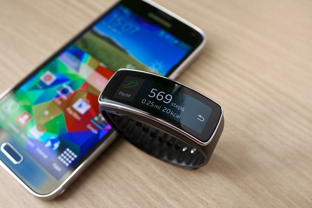 Samsung Galaxy S5 with Gear Fit smartwatch