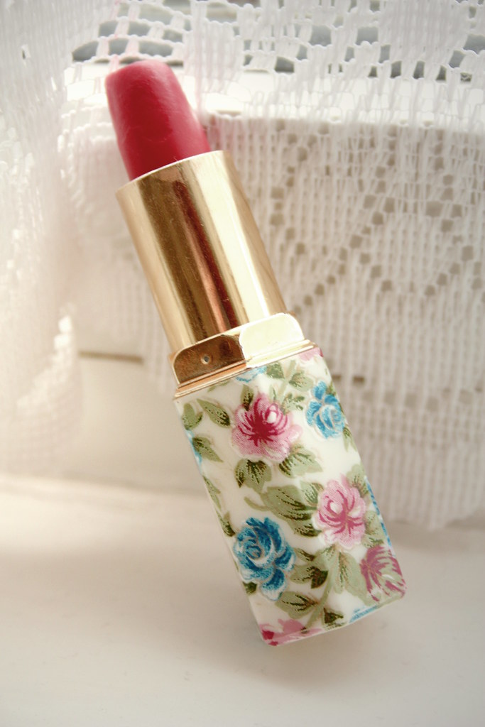 Lipstick kisses
