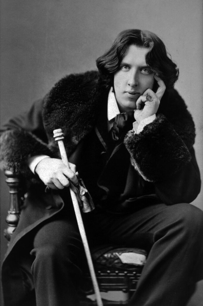 oscar-wilde, portrait, irish writer, novelist, playwright, poet, author, novel theater novel, esthete and dandy, man, elegant, suit, fur coat, 1890 the portrait of dorian gray, birth-death 1854-1900, black and white photo, vilde, author, author, author, author, author, fur coat