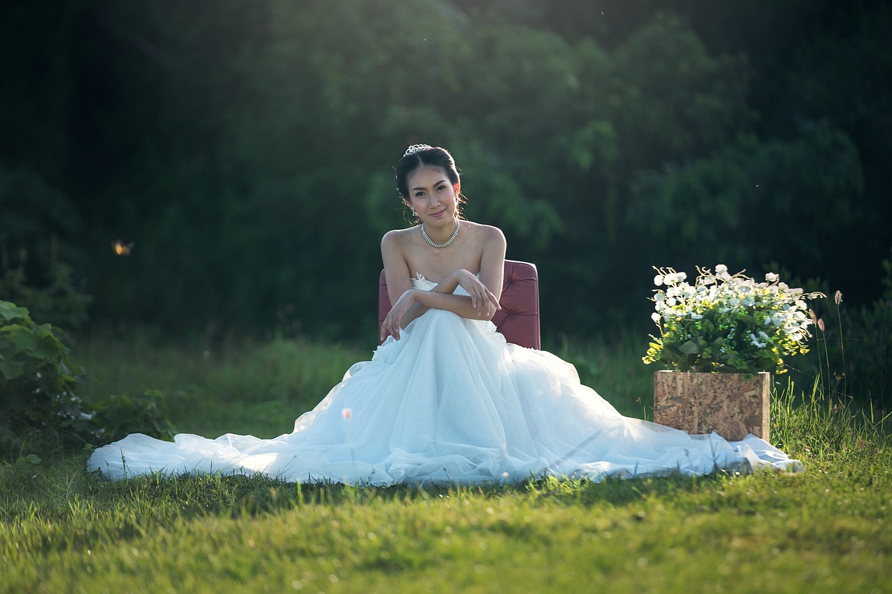 The Unbroken Threads A Wedding Dress and the Journey to Healing