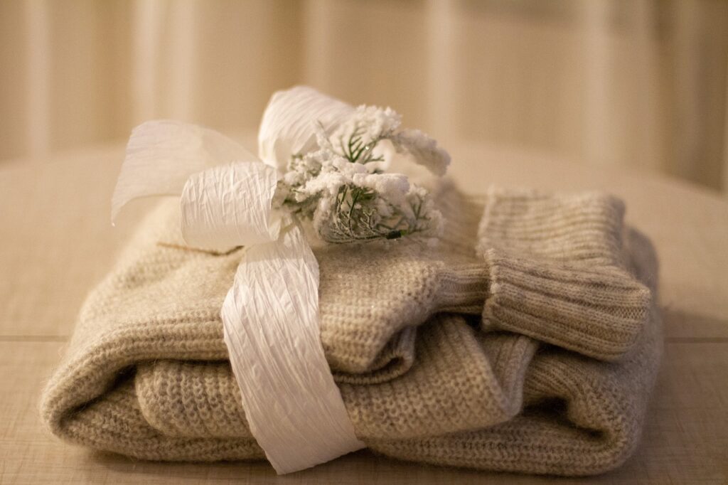 gift, winter, sweater, present, season, holiday, ribbon, sweater, sweater, sweater, sweater, sweater