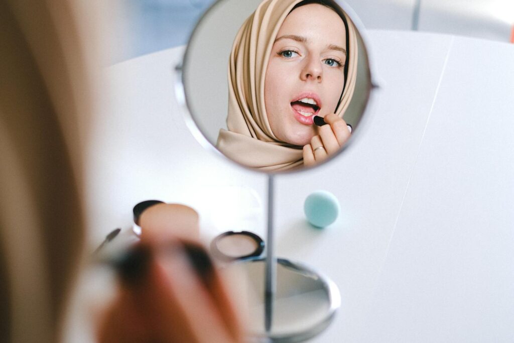 Avoid the Annoying Makeup Mishaps: Tips for a Flawless Look