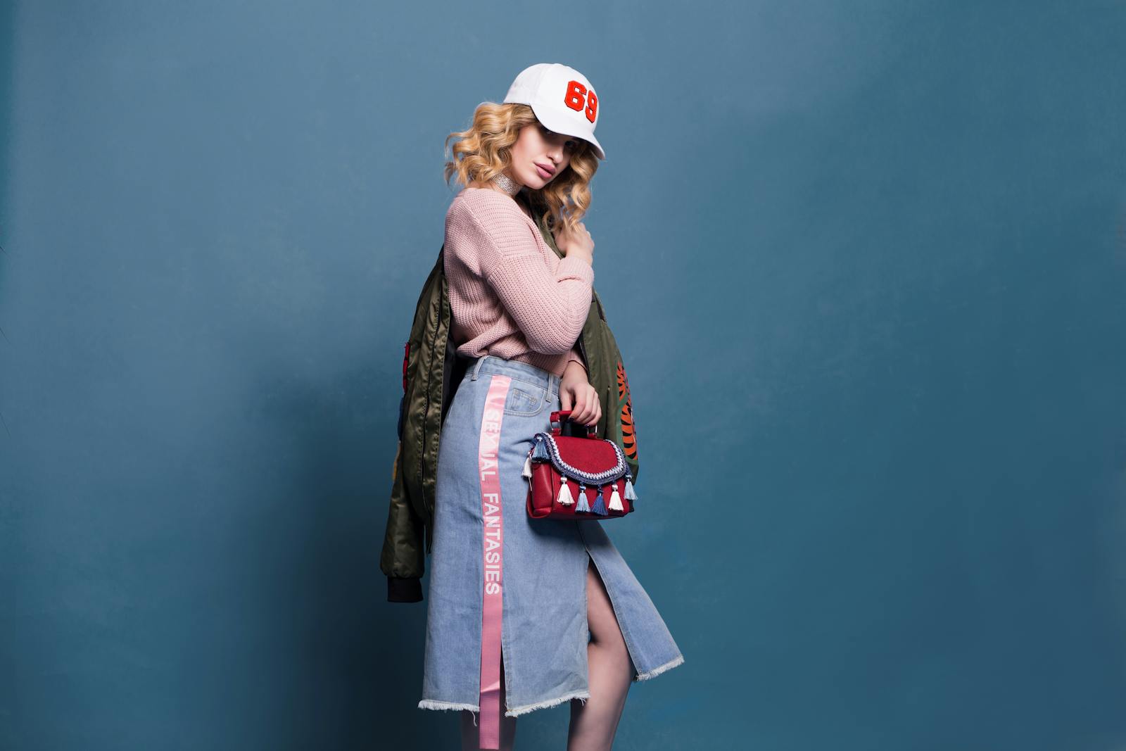 5 Timeless Outfits to Effortlessly Look Classy Over 60