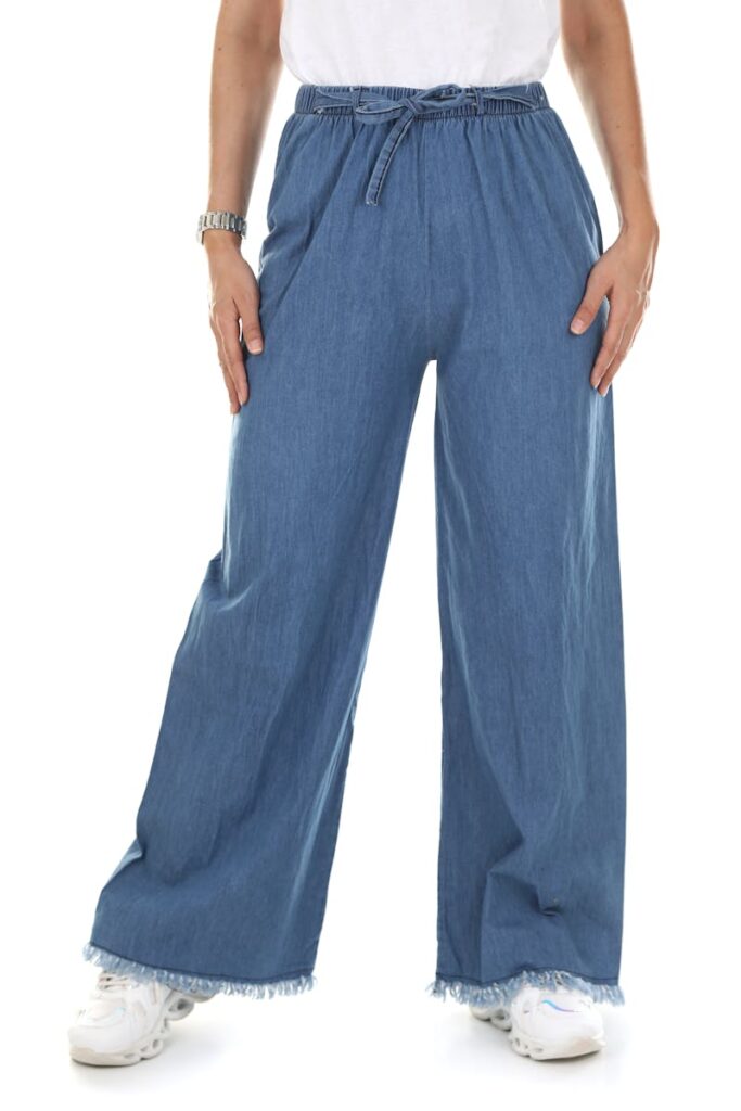 Stylish denim wide-leg pants fashion photograph showcasing casual style for modern women.