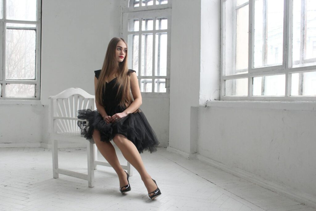 7 Timeless Shoes That Pair Perfectly With a Short Black Skirt