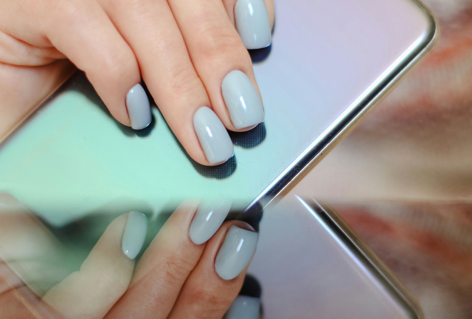 Get Ready to Screenshot! The 5 Nail Designs Trending for 2025 That You Absolutely Need to Try
