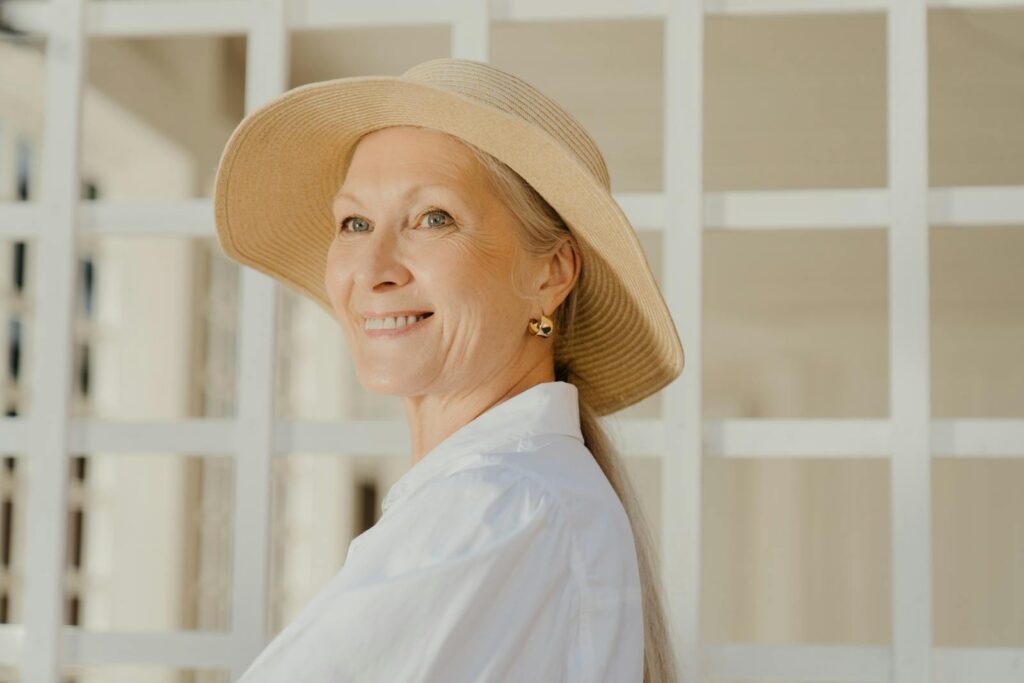 9 Chic Casual Outfits for Women Over 50 to Master in 2025