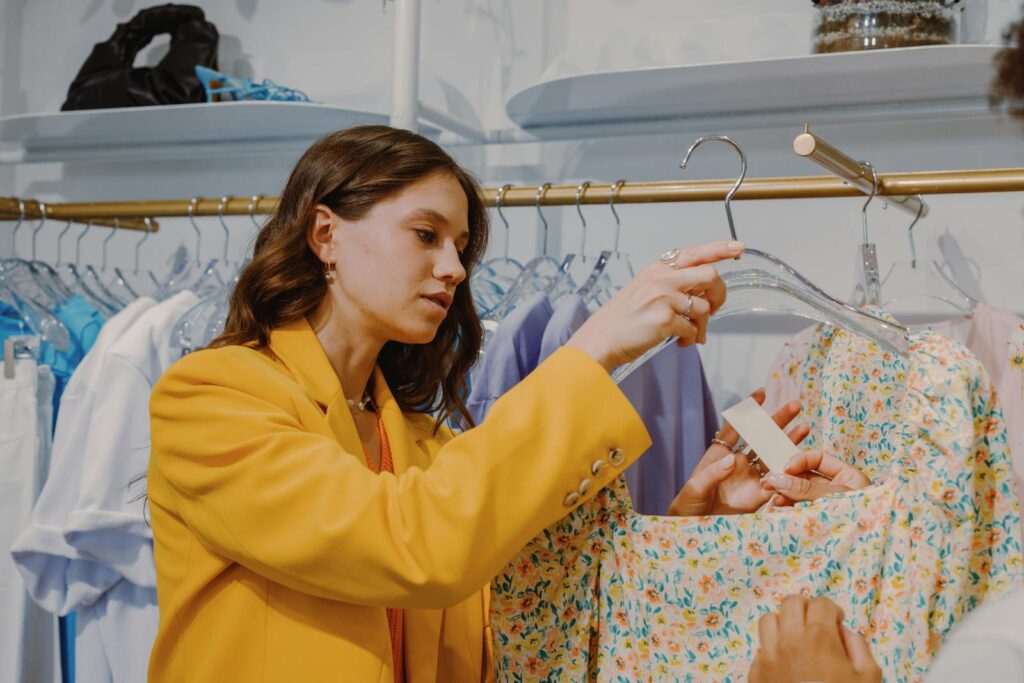 9 Spring-Summer Trends for Fashionable Outfits