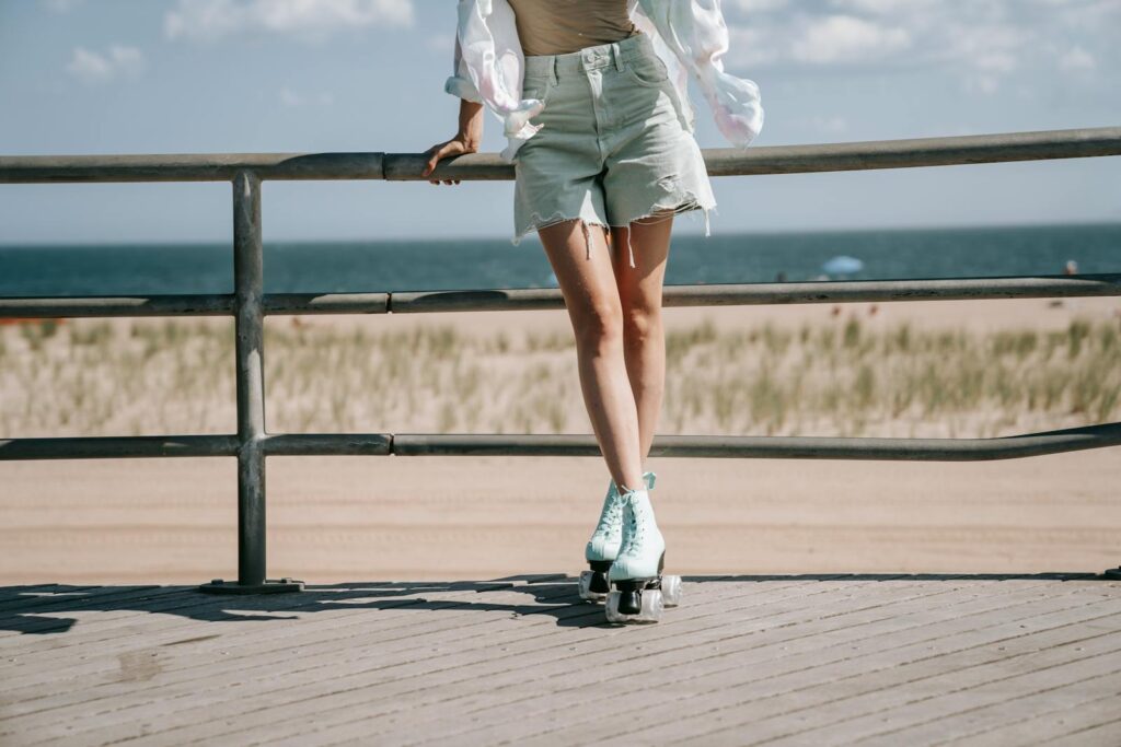 12 Types of Shoes That Pair Perfectly with Shorts