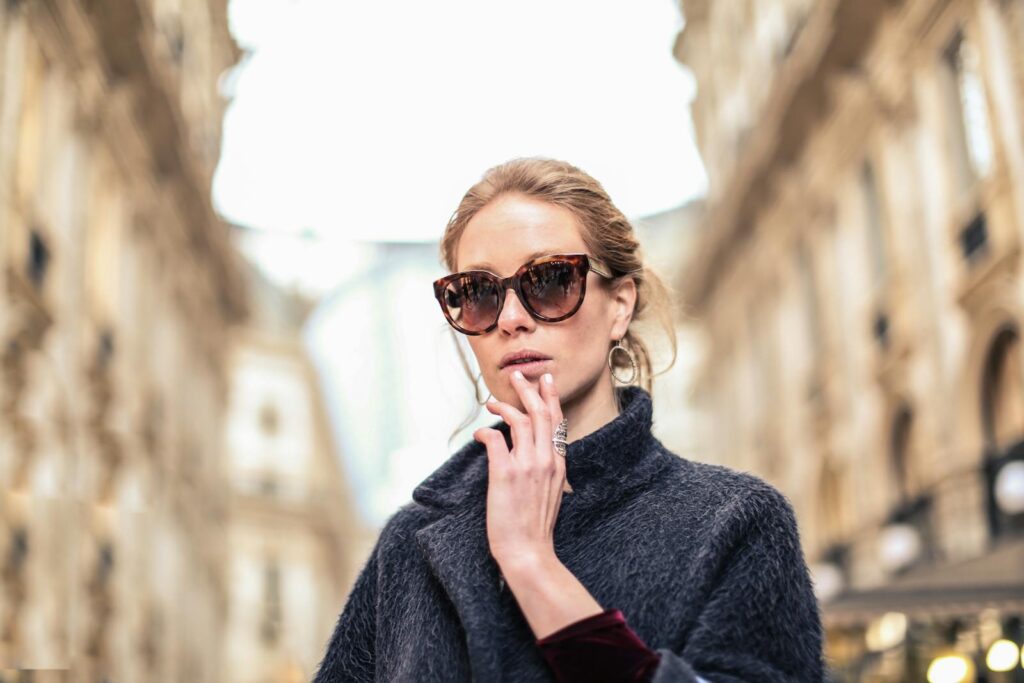 7 Beautiful Wardrobe Basics Flooding Paris Streets for Women Over 60