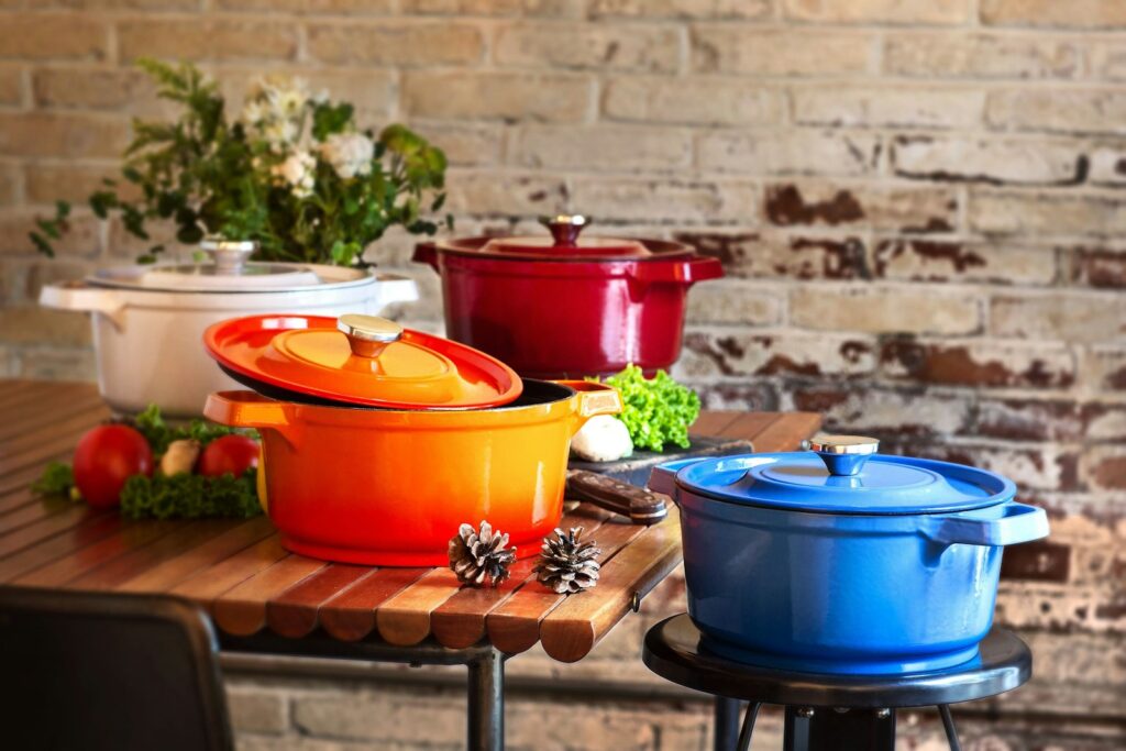 The Ultimate Guide to Choosing the Perfect Dutch Oven for Your Kitchen