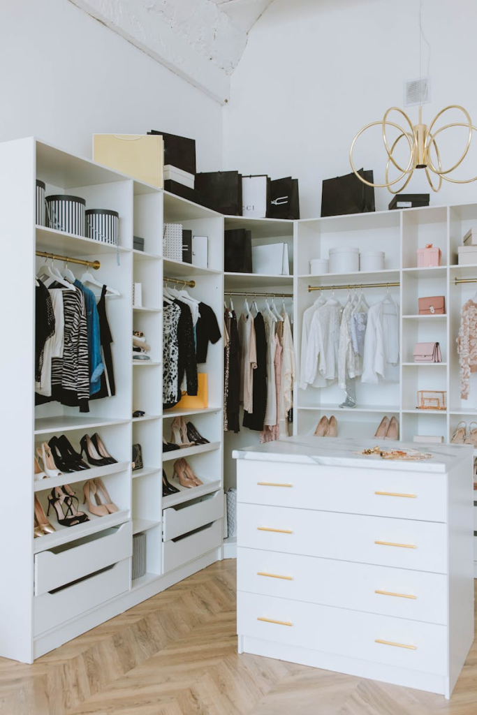 Beyond the High Street: Must-Know Online Clothing Stores to Upgrade Your Wardrobe in 2025