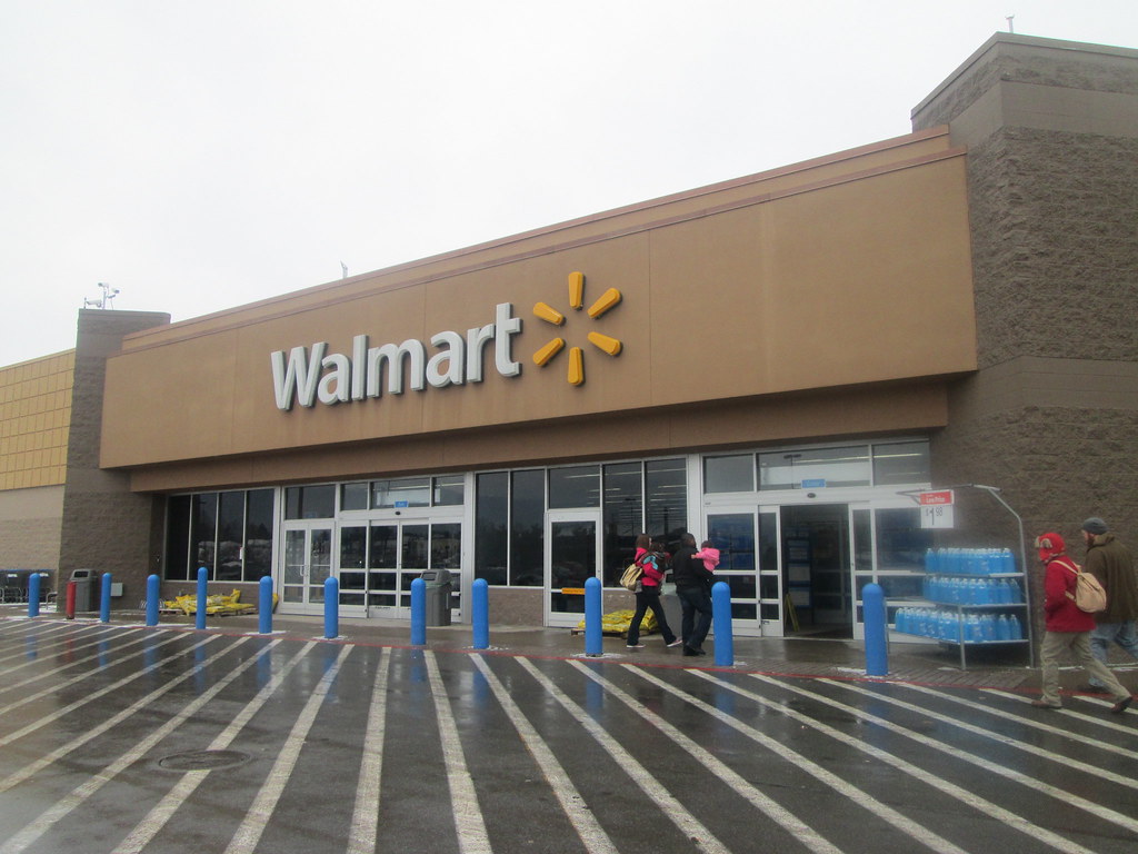 Walmart’s AI-Powered Produce Scanners Promise Fresher Fruits & Veggies: The Tech Behind Your Better Basket
