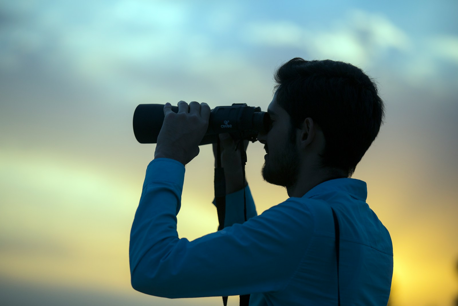 Opening Up the World: Why the Right Binoculars Unlock Amazing Family Adventures