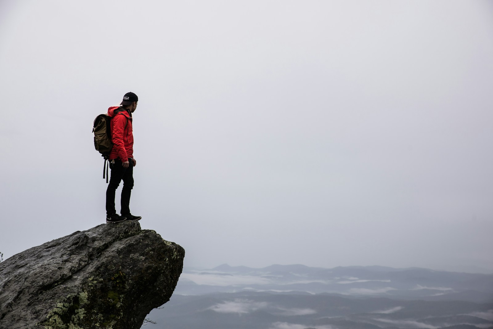 Embracing the Heat: Essential Strategies for Safe and Enjoyable Summer Hiking