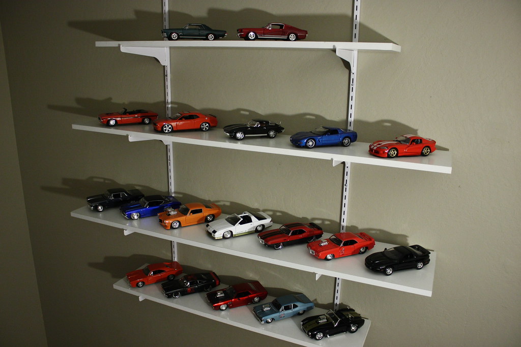 1:24 Diecast Car Collection