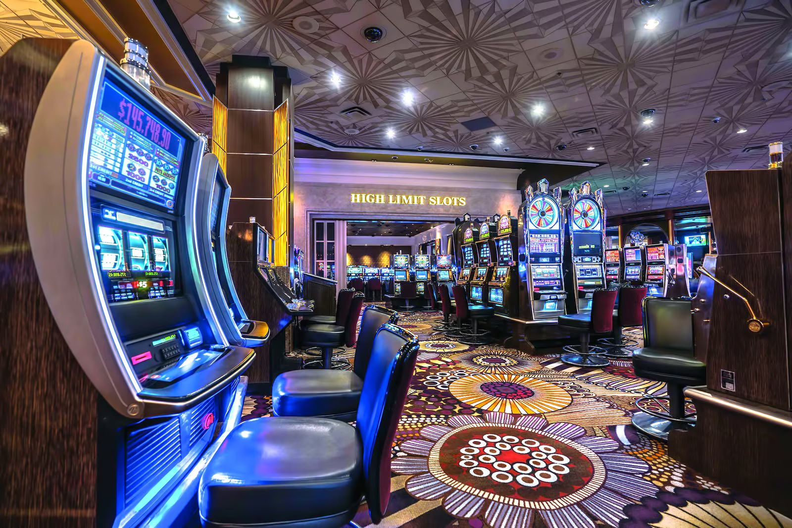 Casino Dreams - Small Spaces, Big Disappointment
