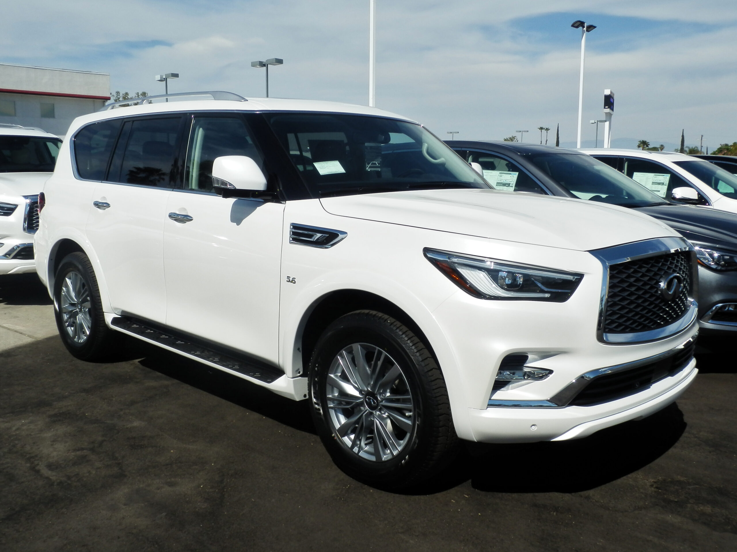 Leaked: Next-Gen Infiniti QX80 Revealed With Revolutionary Luxury & Powerful Twin-Turbo V6