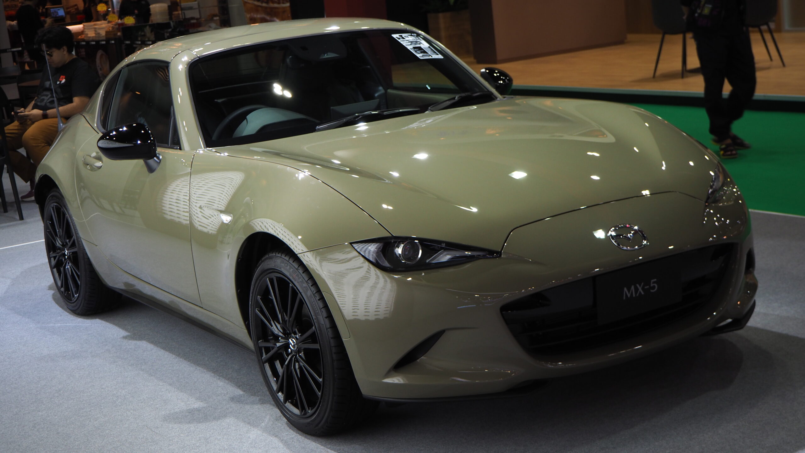Mazda Miata: Its Perfect Size Delivers the Ultimate Driving Joy
