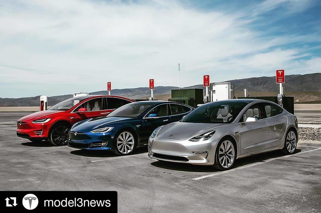 Tesla FSD Trial Causes Curb Strikes, Wheel Damage: Drivers Question Value