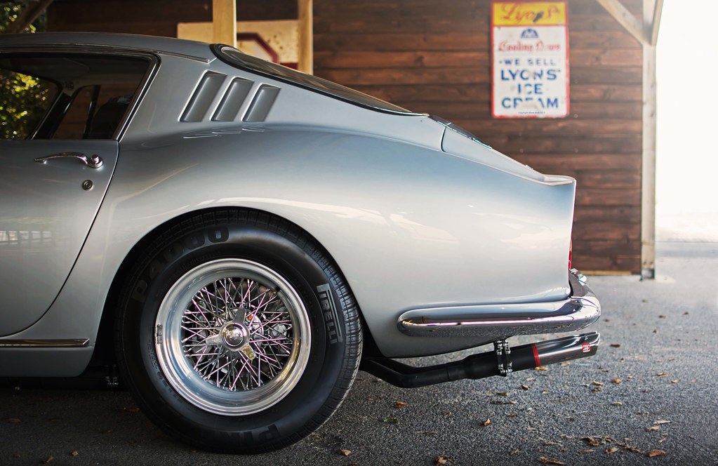 Ferrari Dodici Cilindri: Why This 9500rpm V12 Defies Modern Trends