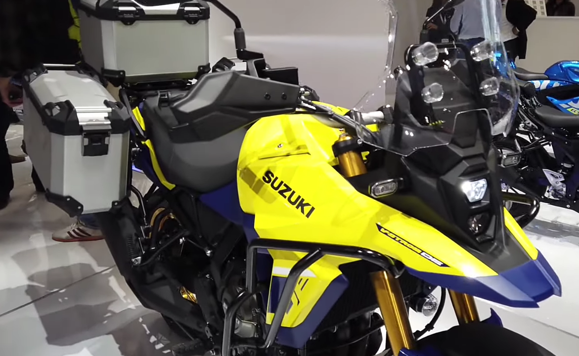 Suzuki Unveils Lineup: Timeless Design Powers Up with Modern Tech