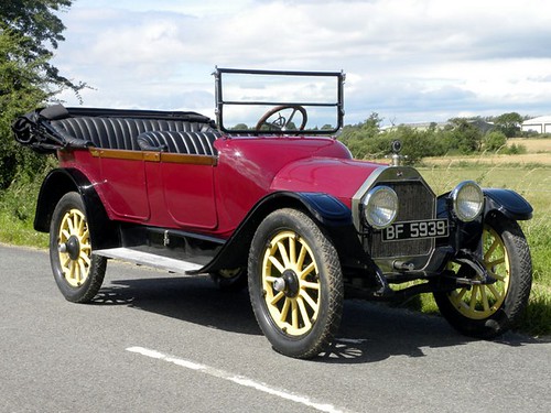 1915 Oldsmobile Model 43 Tourer