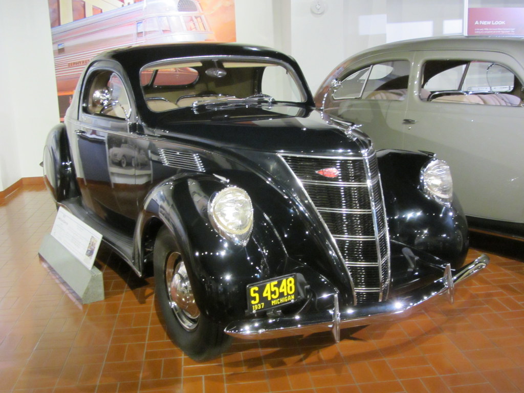 1937 Lincoln Zephyr