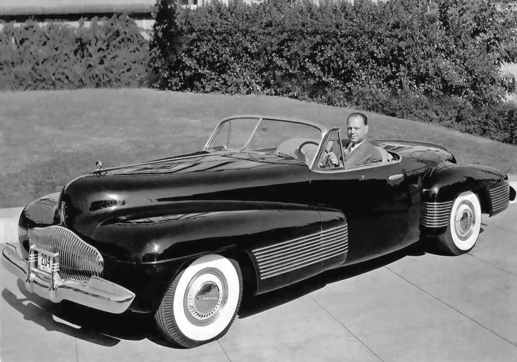 1939 ... Harley Earl and 'The Y Job'