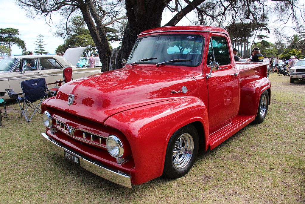 1953 Ford F-100