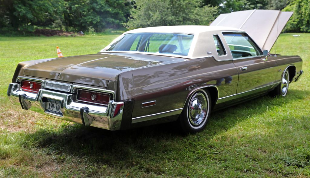1974 Dodge Monaco Brougham 2-dr Hardtop, rear right