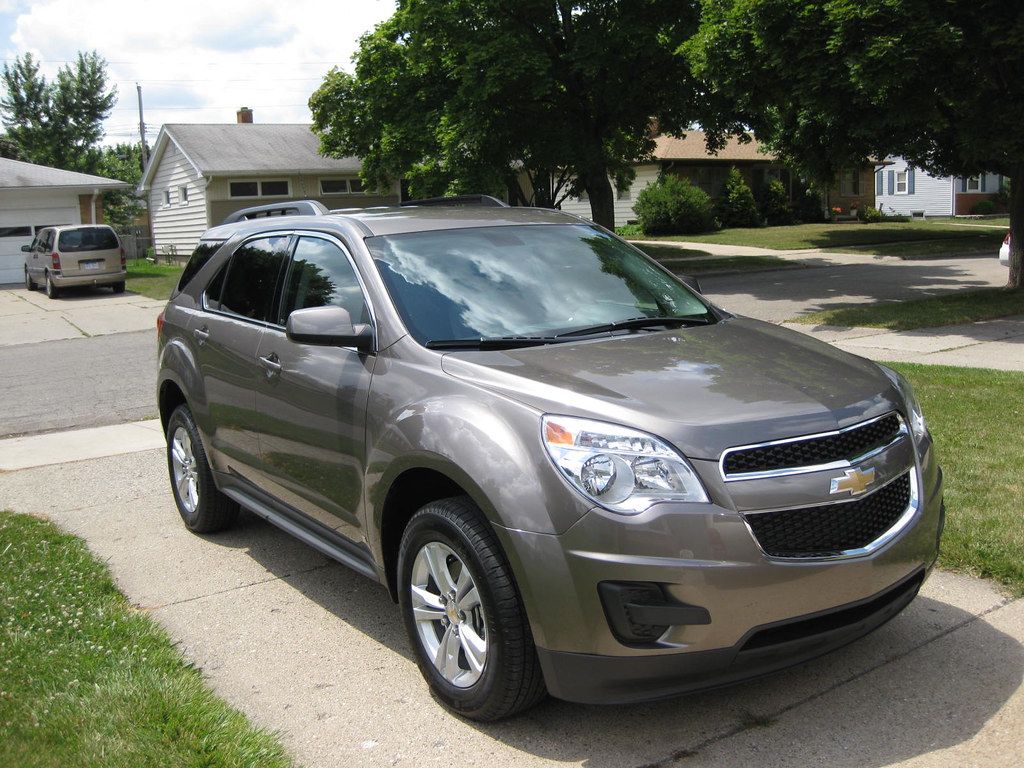 The Chevy Equinox EV Shakes Up the Market: Affordable, Feature-Packed, and Ready to Compete
