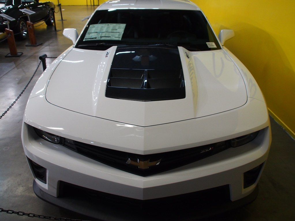 2015 Chevrolet Camaro ZL1 1