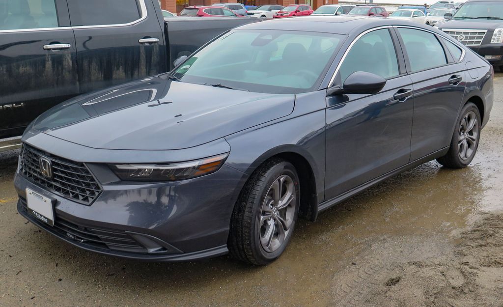 2023 Honda Accord EX in Meteoroid Grey Metallic, Front Left2, 03-17-2023