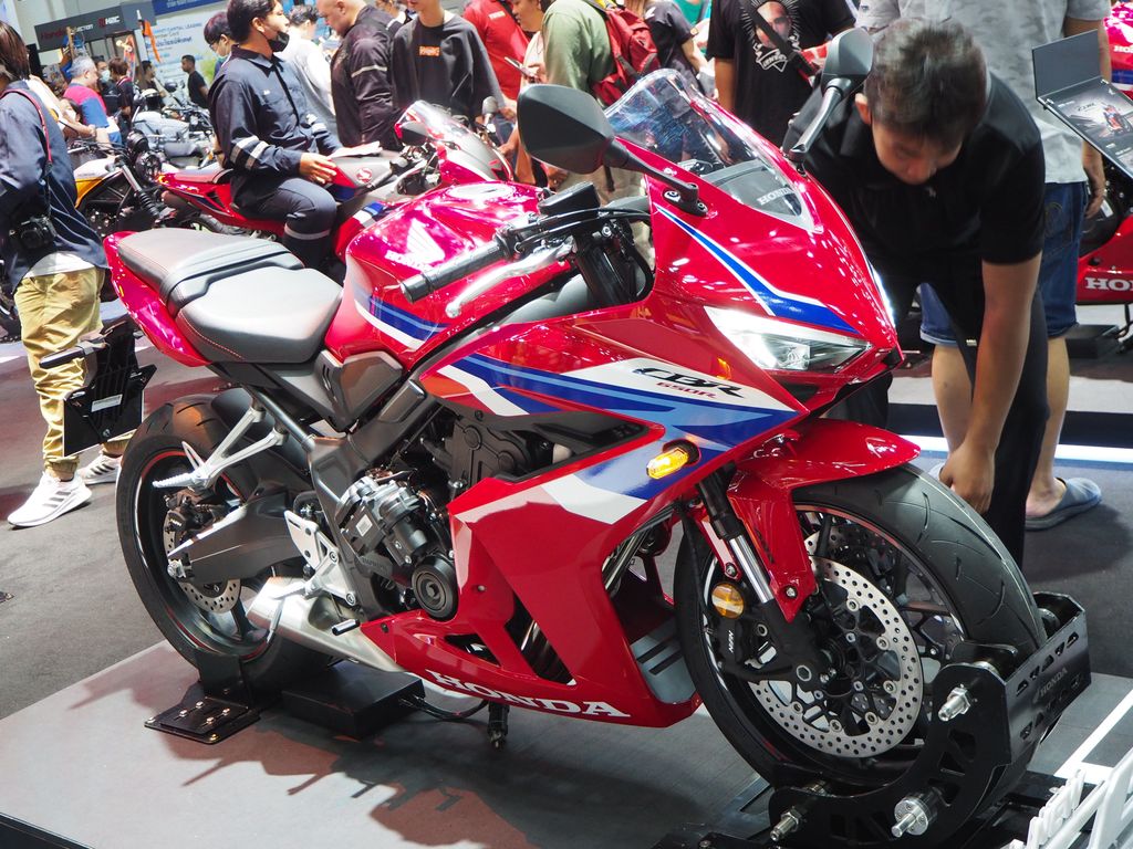 2023 Honda CBR650R E-Clutch