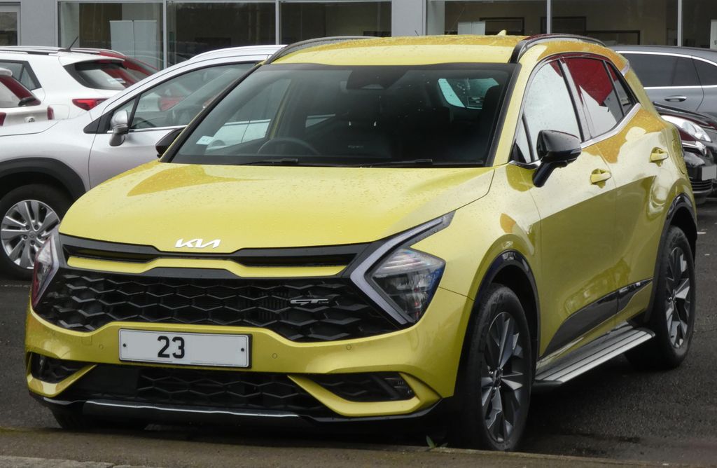 2023 KIA Sportage GT-Line T-GDi - 1598cc 1.6 (226PS) Petrol Hybrid - Lemon Splash - 02-2024, Front