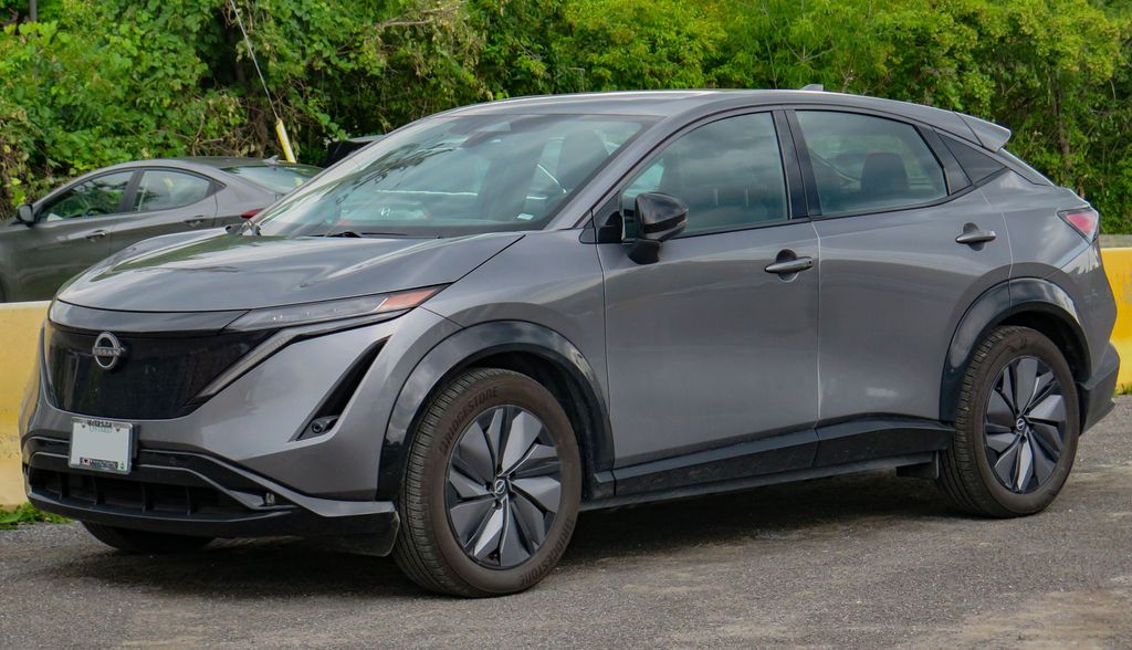 2023 Nissan Ariya Evolve e-4ORCE in Gun Metallic, Front Left, 07-14-2023