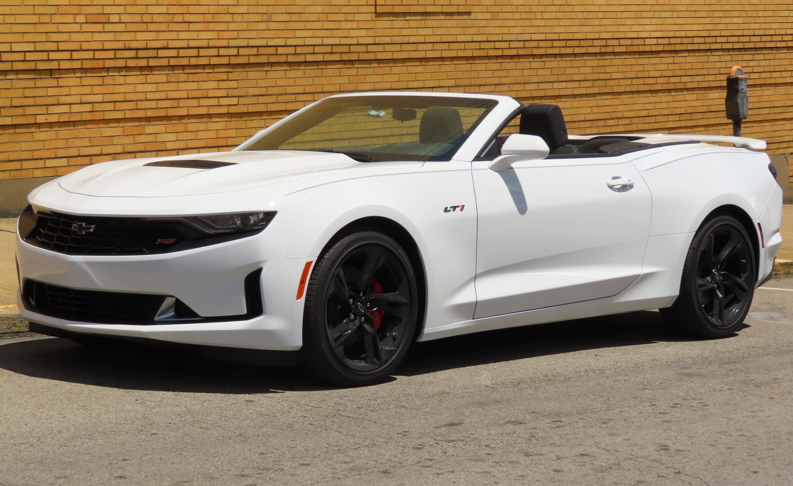 2024 Chevrolet Camaro LT1 convertible with RS package, front left, 06-08-2024