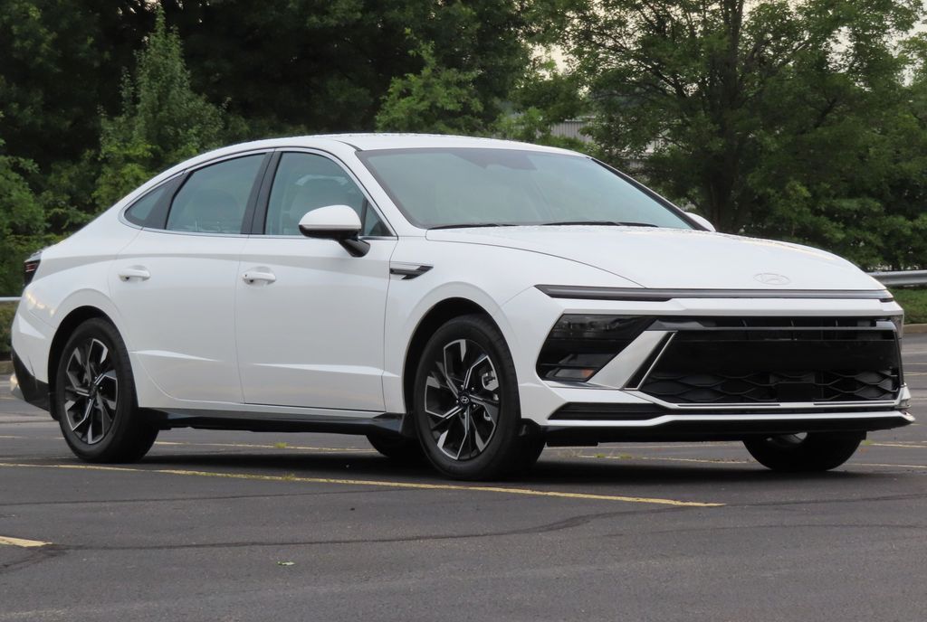 2024 Hyundai Sonata SEL, front right, 07-22-2024