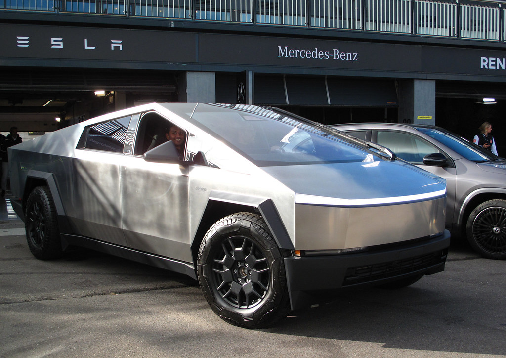 2024 Tesla Cybertruck