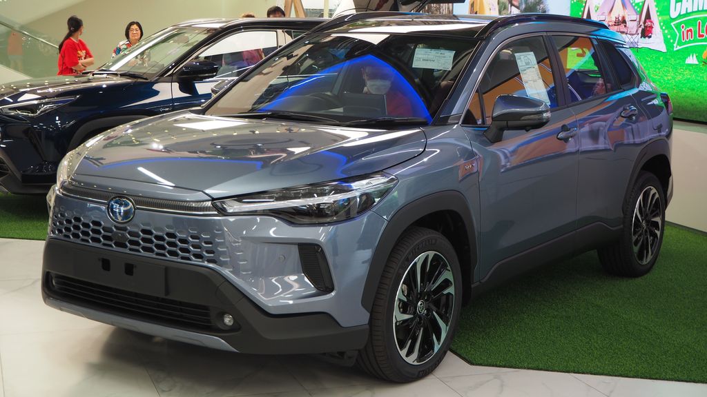 2024 Toyota Corolla Cross HEV Premium Luxury