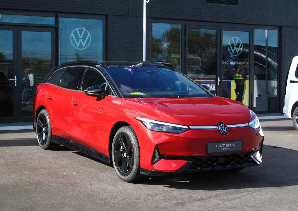 2024 Volkswagen ID.7 GTX Tourer