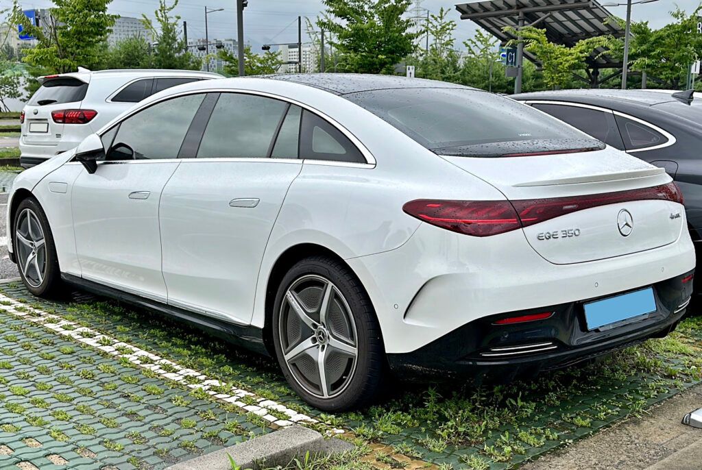 24 Mercedes-Benz EQE V295 2