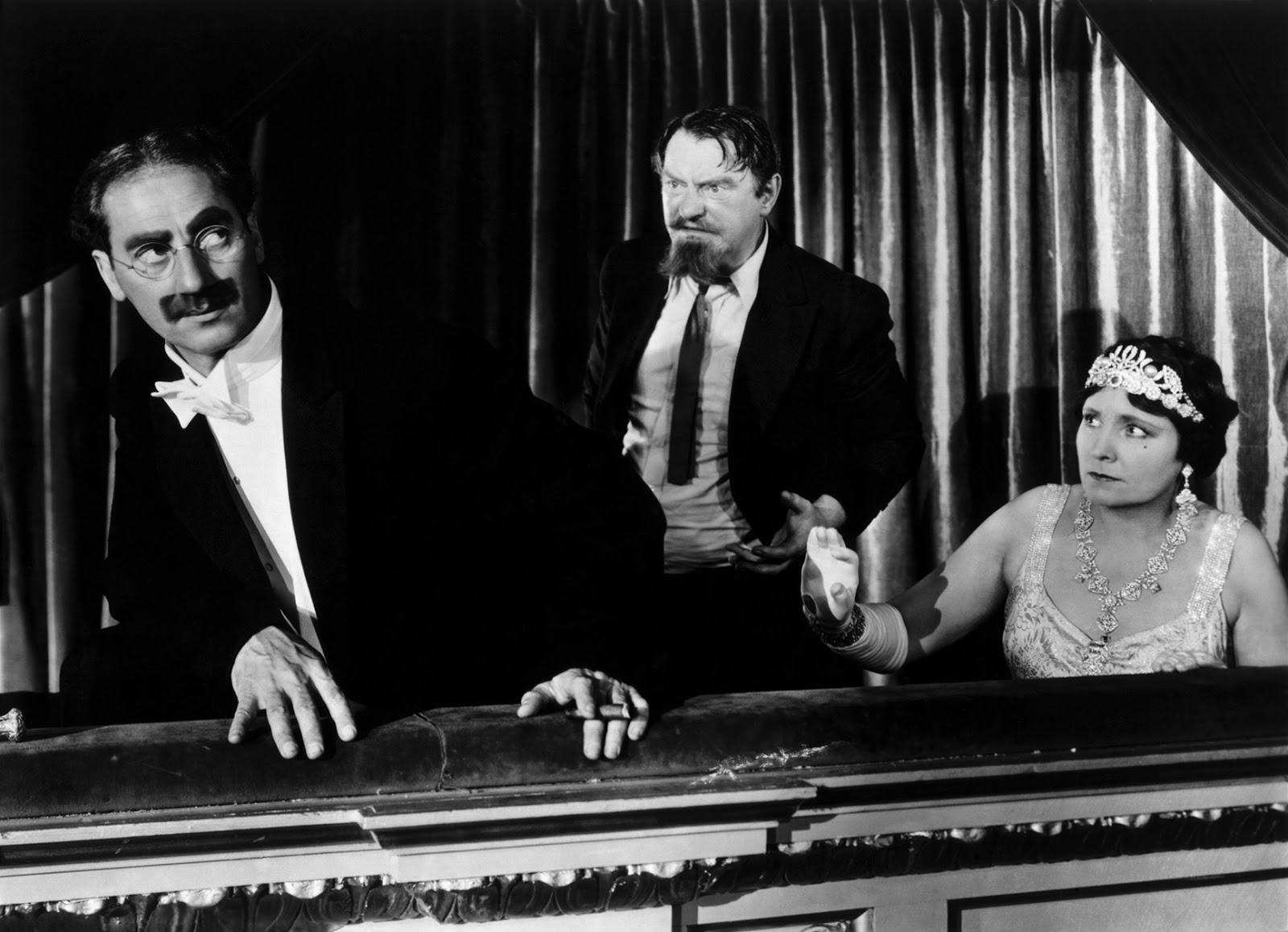 A Night at the Opera 1935,IMDB Rating: 7.8, IMDB Votes: 35014, ID: 0026778