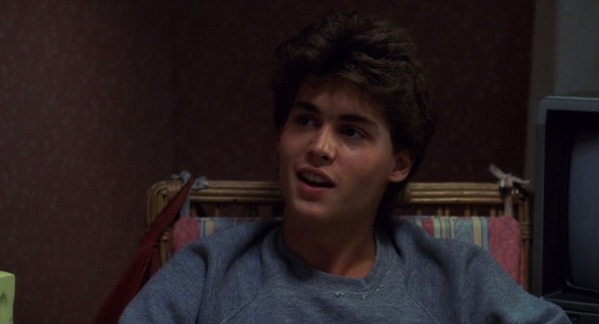 A Nightmare on Elm Street 1984,IMDB Rating: 7.4, IMDB Votes: 265408, ID: 0087800