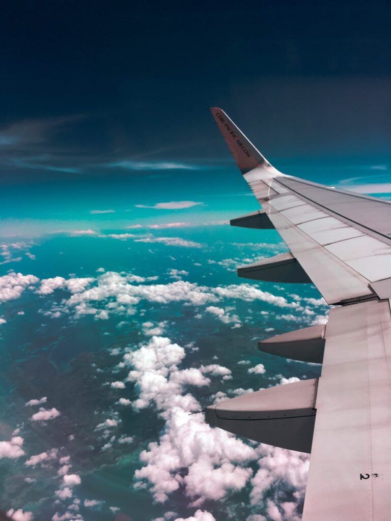 Wildest Tales of Airplane Etiquette: From Feet on Armrests to Mayo Attacks