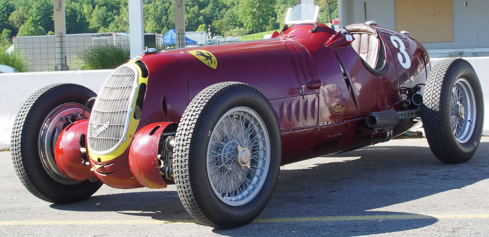 Alfa-Romeo-2900-Scuderia-Ferrari-maroon-fa-lr